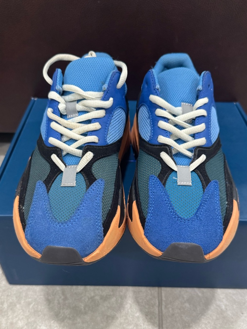 Size 6/7.5 Wmns- Yeezy 700 Bright Blue - Picture 3 of 6